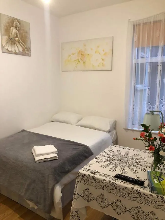 Double Room Central Location 2 Plumstead